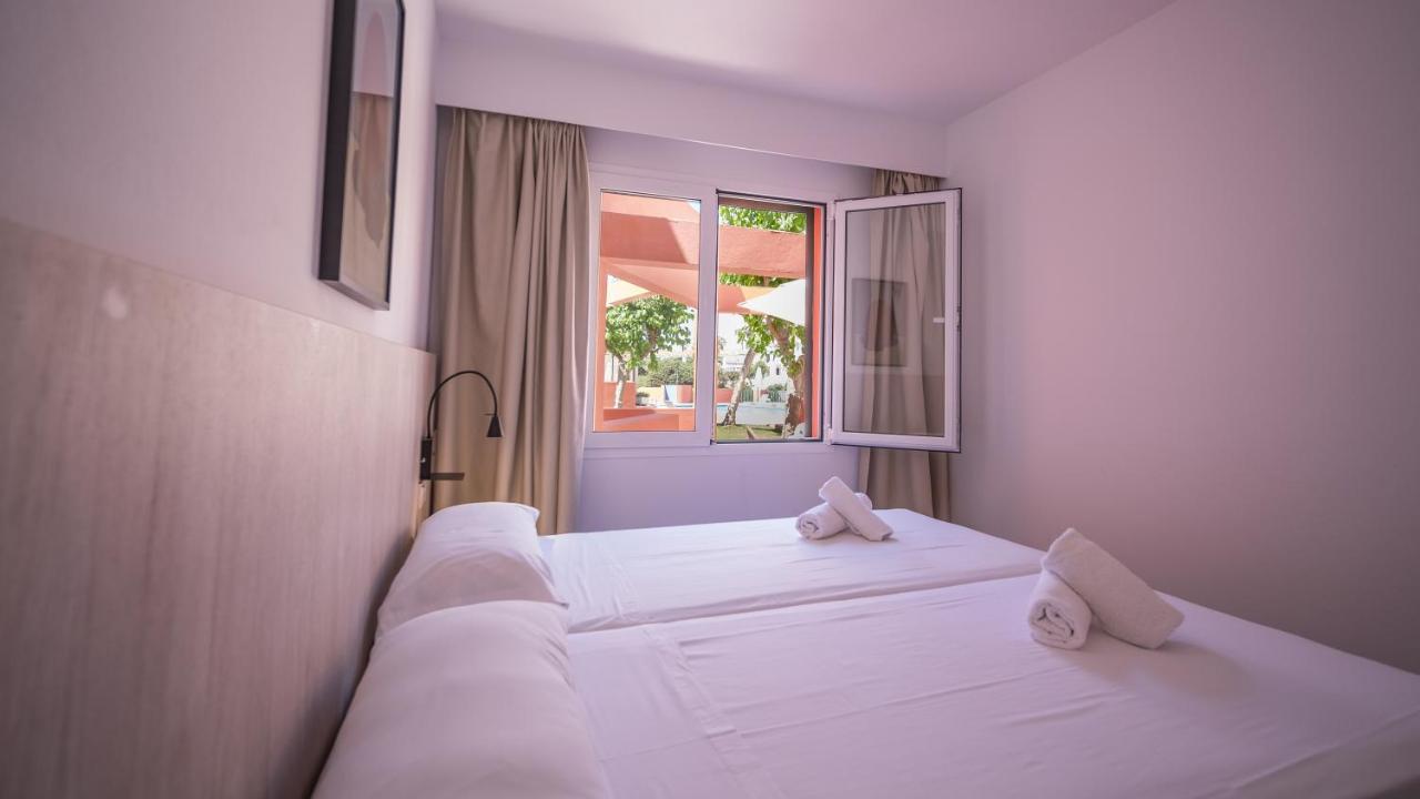 Sant Joan Apartaments - Adults Only Cala'N Blanes  Exteriör bild